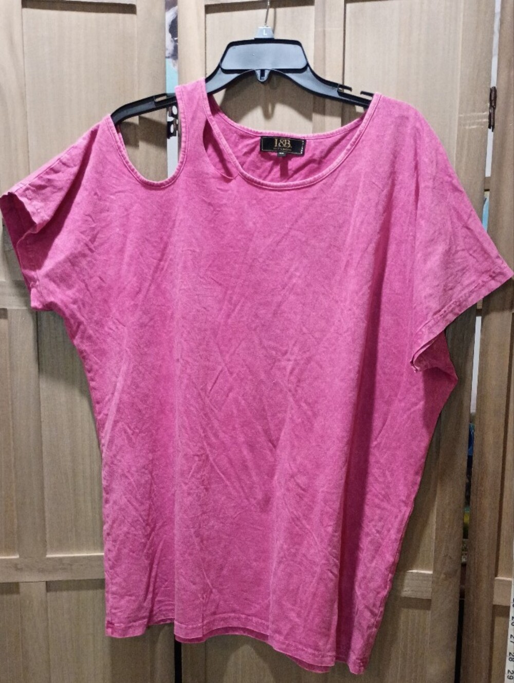 L&B Pink Cold-Shoulder Short Sleeve Top